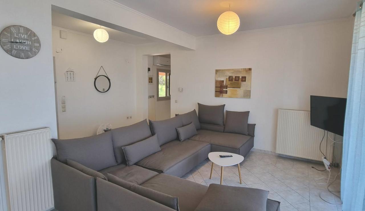 Sea View Apartment Alykes Potamou Bagian luar foto